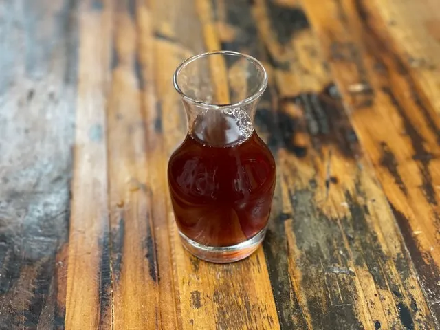 Cranberry Carafe 6 oz