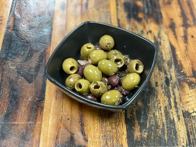 Italian Olives 8 oz