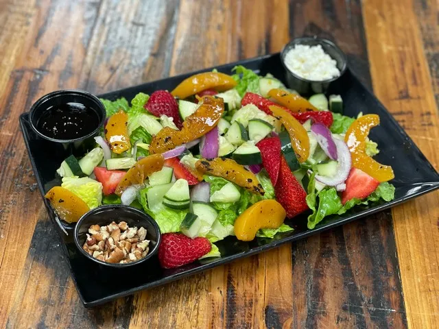 Peach and Strawberry Salad
