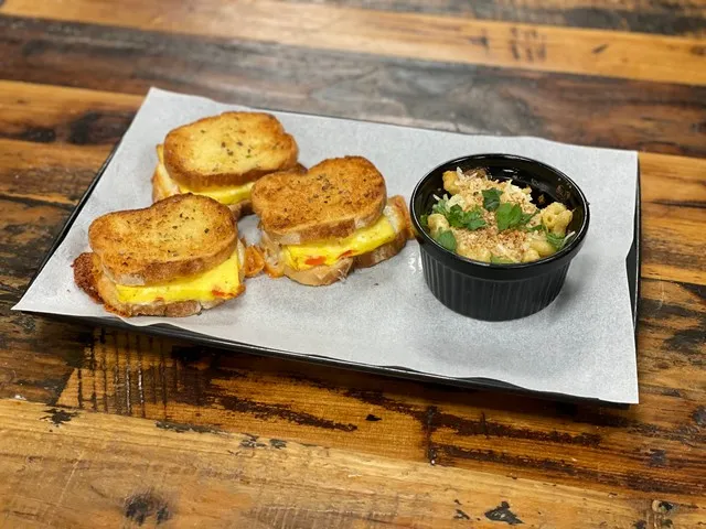 Pepper and Egg Sliders
